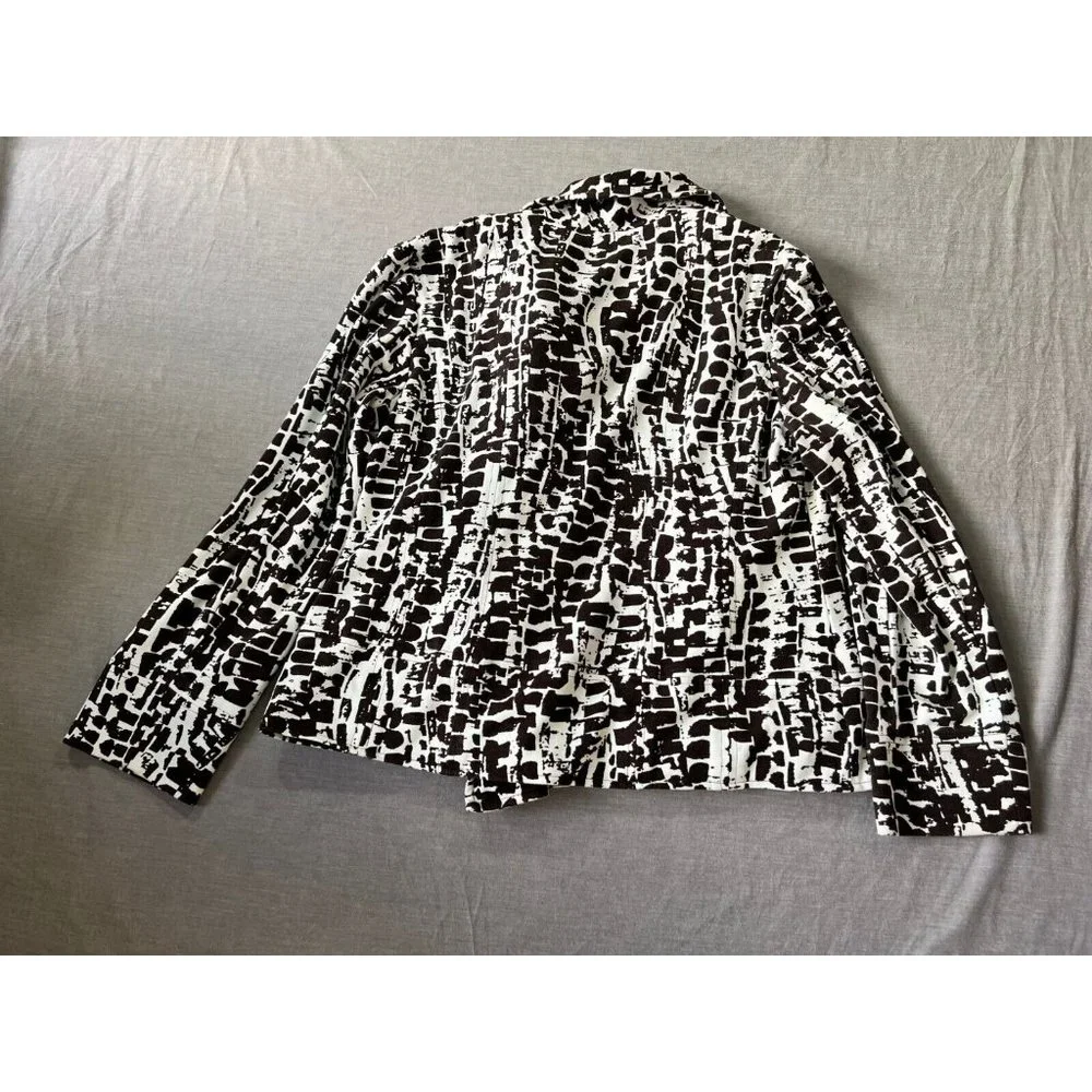 Chico´s Jacket Womens 1 White‎ Animal Print Long Sleeve Full Zip Blazer Ladies